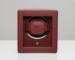Wolf Cub Single Watch Winder With Glass Cover Bordeaux 461126 7 Wolf Cub Single Watch Winder With Glass Cover Bordeaux 461126 -Lux Jewellery Shop 461126 11 76828.1605542595