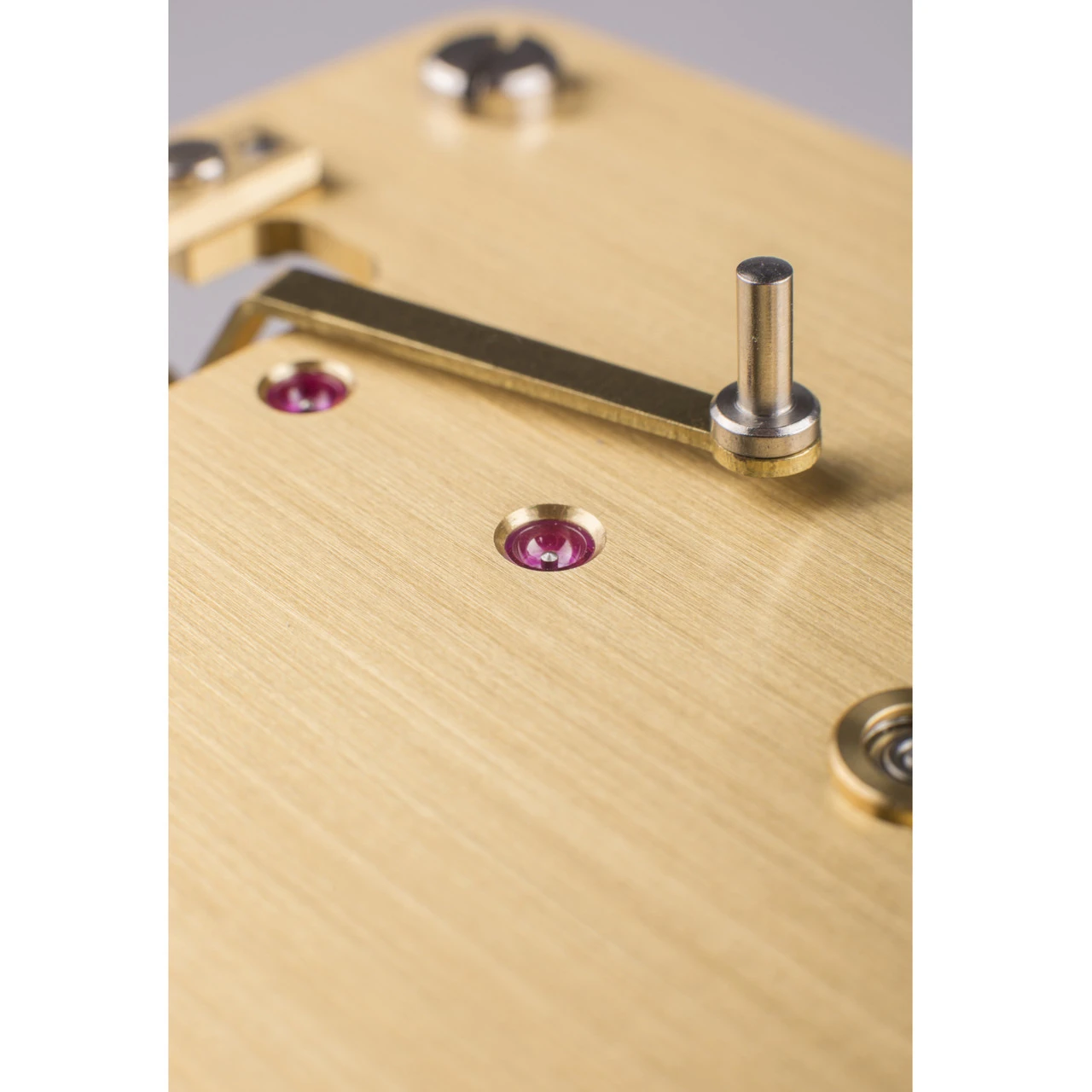 Hermle Mechanical Precision Movement 31 Days Power Reserve Red Long Case Wall Clock 71006-360761 4 Hermle Mechanical Precision Movement 31 Days Power Reserve Red Long Case Wall Clock 71006-360761 - Image 4