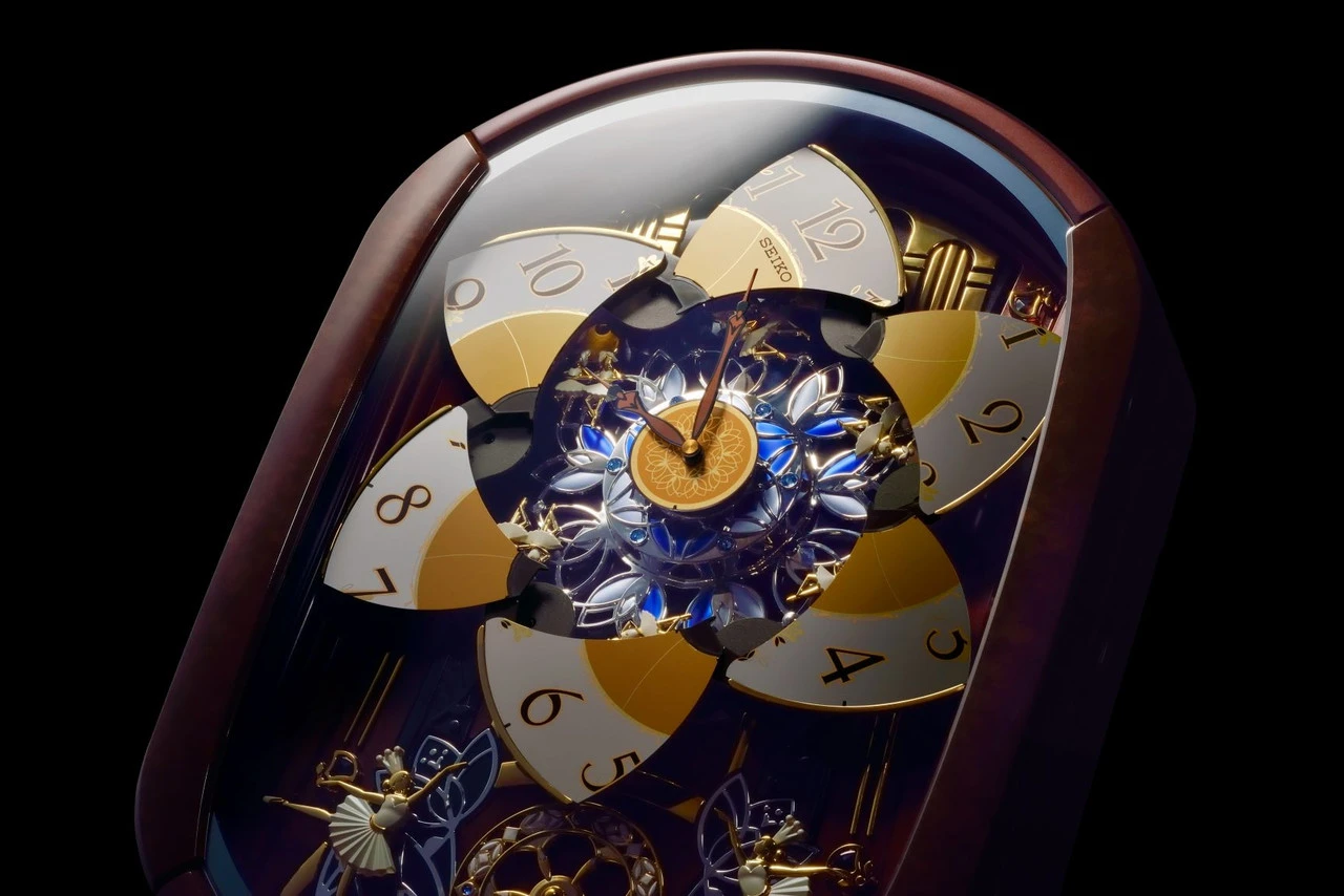 Seiko Melody In Motion Sparkle LED Marionette Wall Clock QXM297B 4 Seiko Melody In Motion Sparkle LED Marionette Wall Clock QXM297B - Image 4